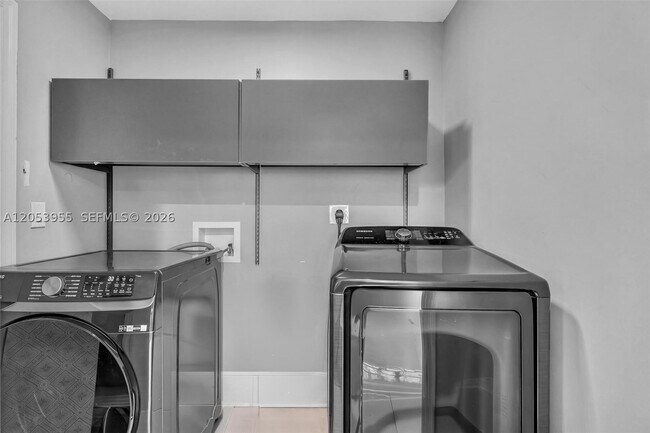 Building Photo - 630 SW 100th Terrace