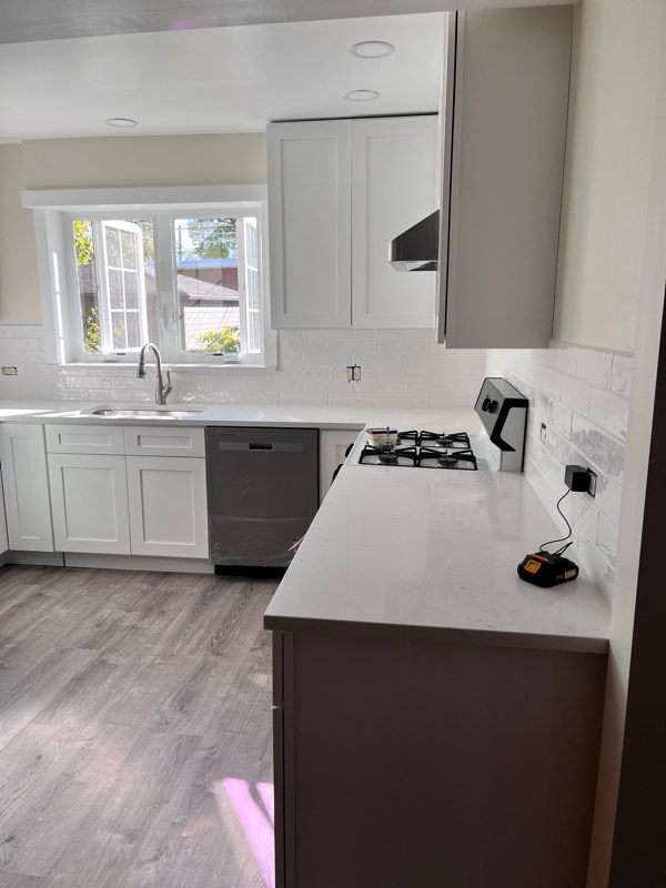 Building Photo - 3623 W Foster Ave