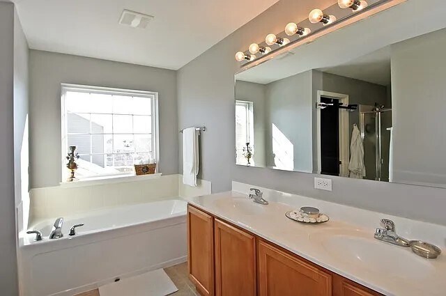 Building Photo - 2812 Sweet Clover Way