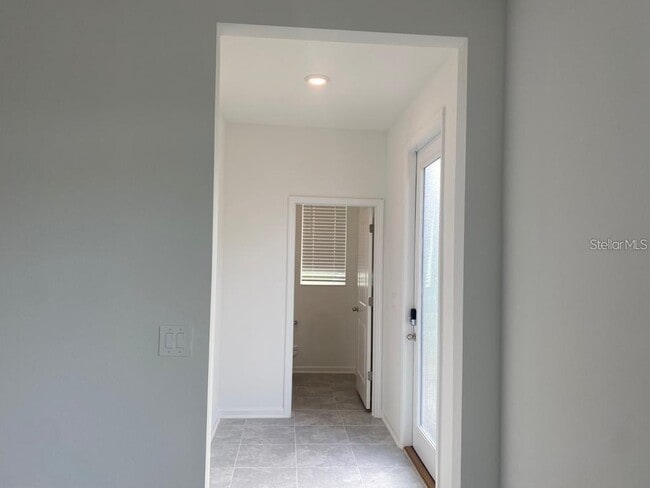 Building Photo - 510 Bogey Dr