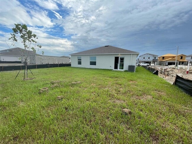 Building Photo - 1543 Jessica Blvd