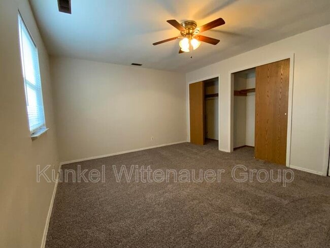 Building Photo - 1816 Jamestown Rd