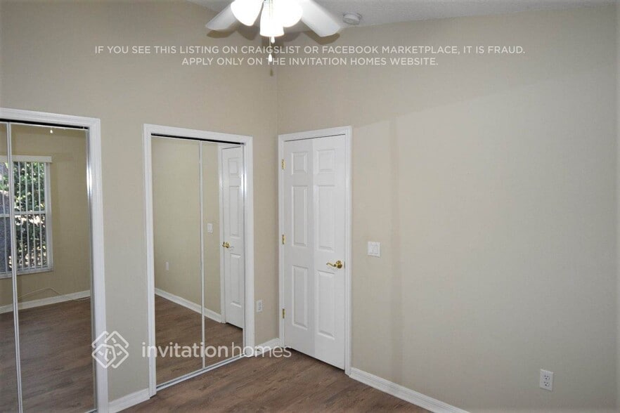 Building Photo - 660 Anclote Dr