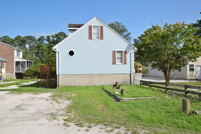 Building Photo - 3648 Ridge Rd