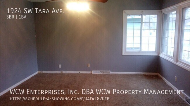 Building Photo - 1924 SW Tara Ave