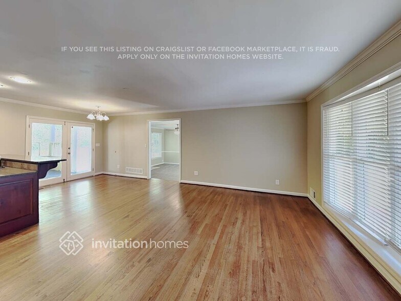 Building Photo - 3873 E Shiloh Ct NW