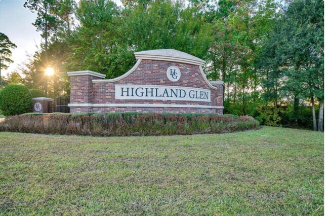 Community Entrance - 22727 Highland Maple Ct