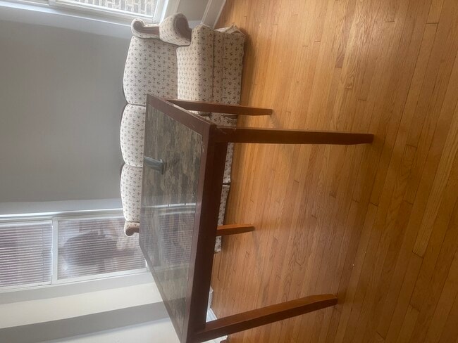 Building Photo - 3248 N Clark St