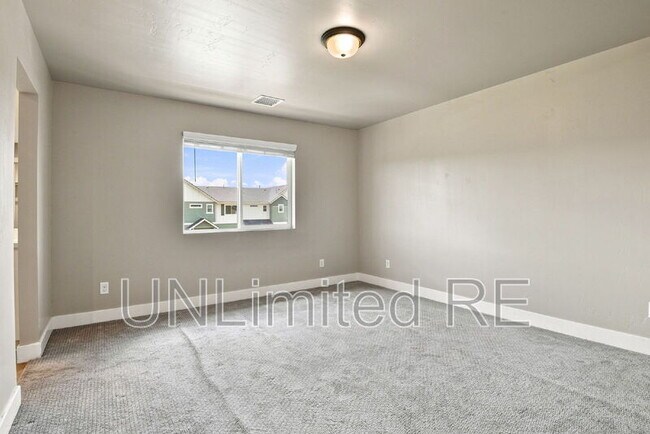 Building Photo - 12249 Curtis Ct
