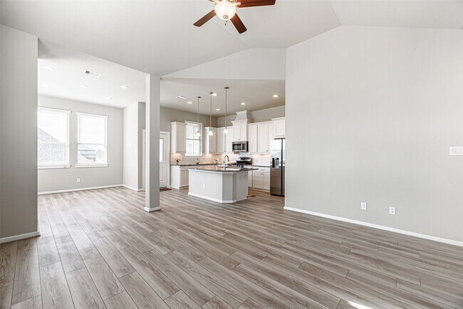 Building Photo - 15027 Red Dam Trl