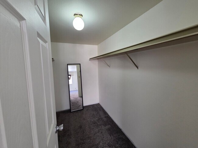 Building Photo - Beautiful 2 Bed/2 Bath Condo in Scottsdale...