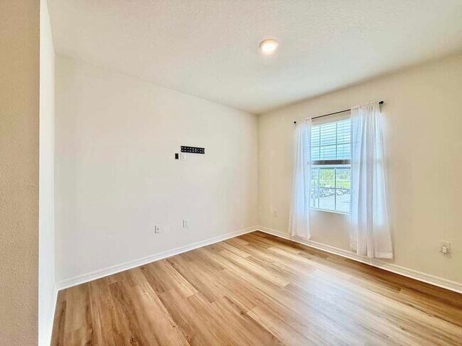 Building Photo - 212 Feltrim Reserve Blvd