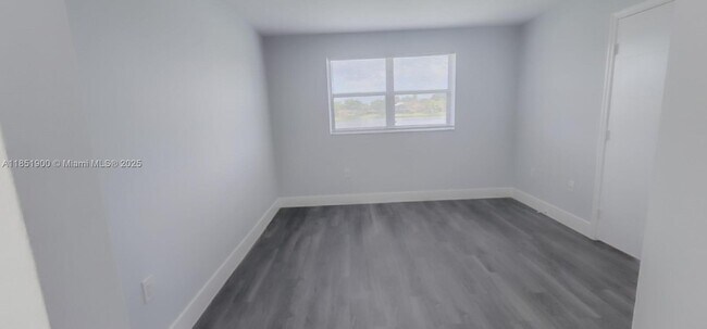 Building Photo - 9830 Nob Hill Ln