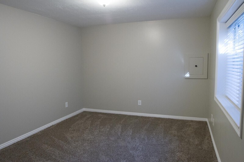 Building Photo - 14216 Director View Ln