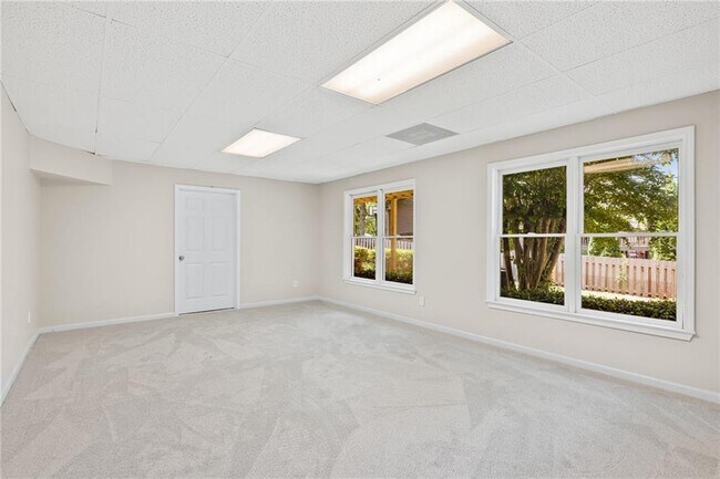 Building Photo - 11100 Chandon Way