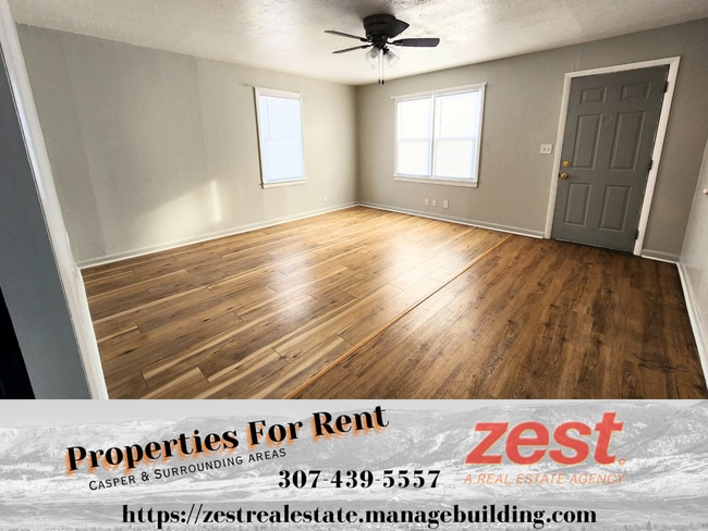 Building Photo - 2310 E 12th St