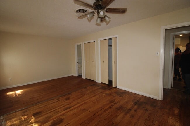 Building Photo - 1309 Carol Way