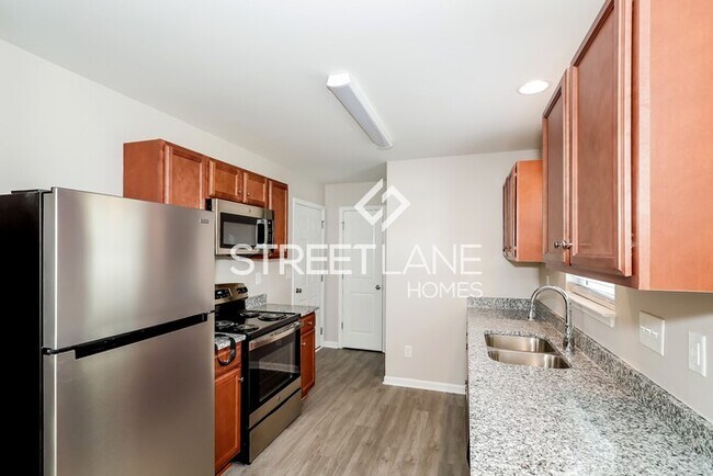 Building Photo - Charming 3 bedroom home in Charlotte!