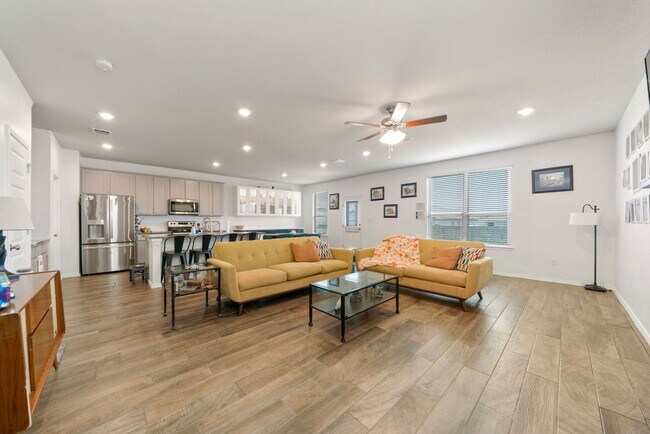 Building Photo - Stylish 4-Bedroom Home with Solar & Game R...