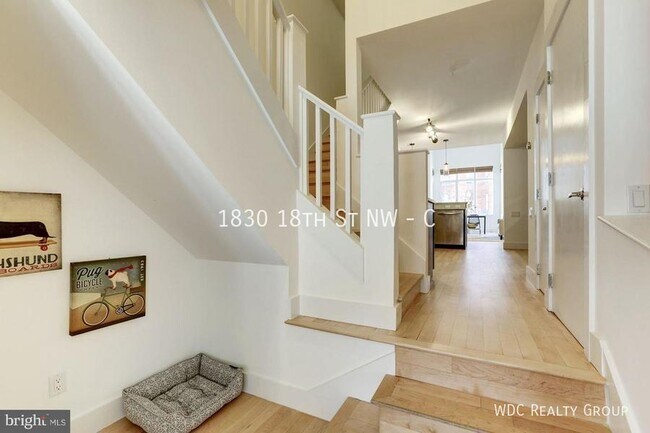 Building Photo - 1830 18th St NW