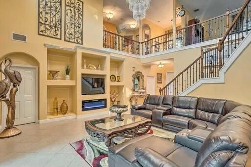 Building Photo - 6425 Royal Palm Beach Blvd