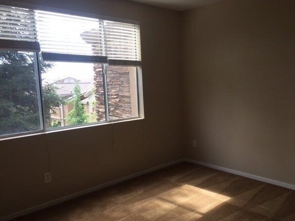 Building Photo - 701 Gibson Dr