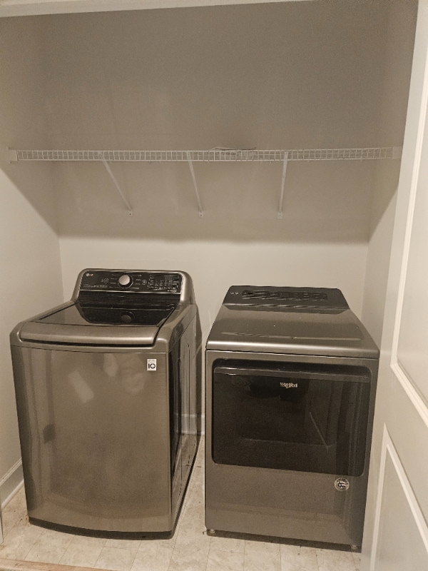 Building Photo - 6201 Quinns Creek Dr