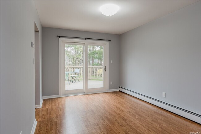 Building Photo - 34 Hazard Ave