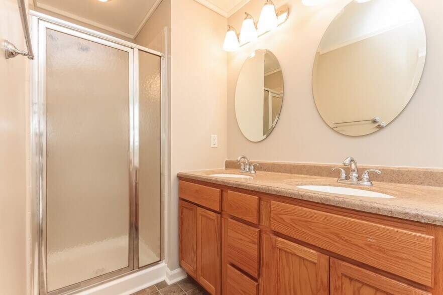 Building Photo - 4603 Keeneland Ln