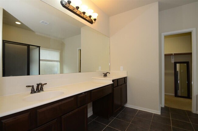 Building Photo - 14822 Russet Bend Ln