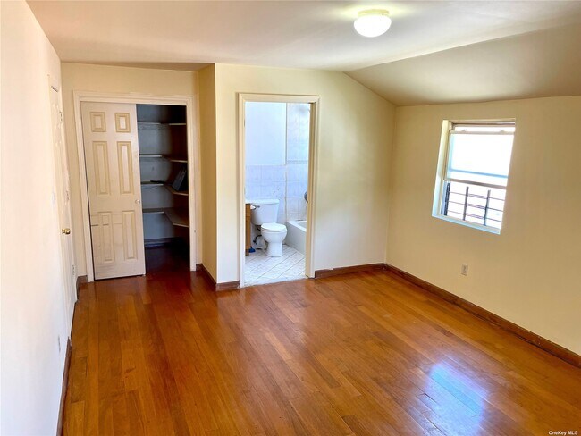 Building Photo - 104-17 220th St