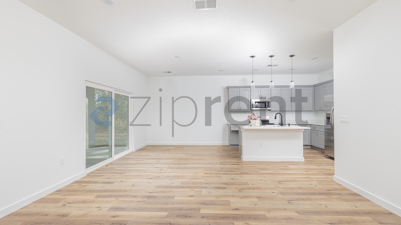 Building Photo - 7104 N Maltese Dr