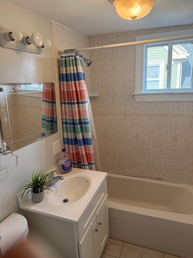 Building Photo - 12 Timothy Ave