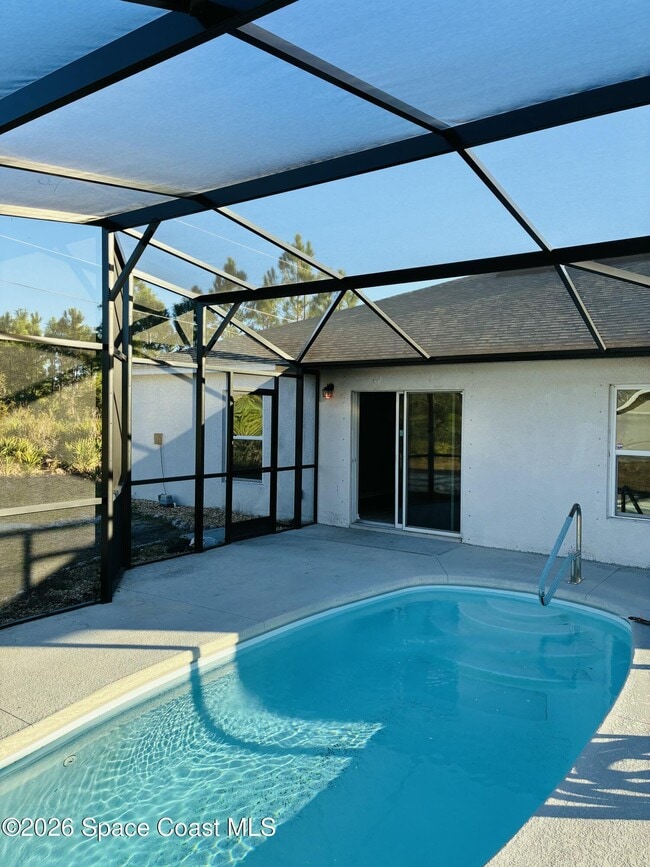 Building Photo - 487 Dadeville St SE