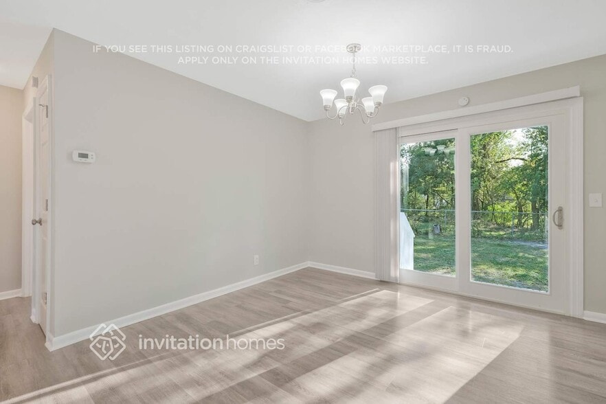 Building Photo - 5020 Chivalry Dr