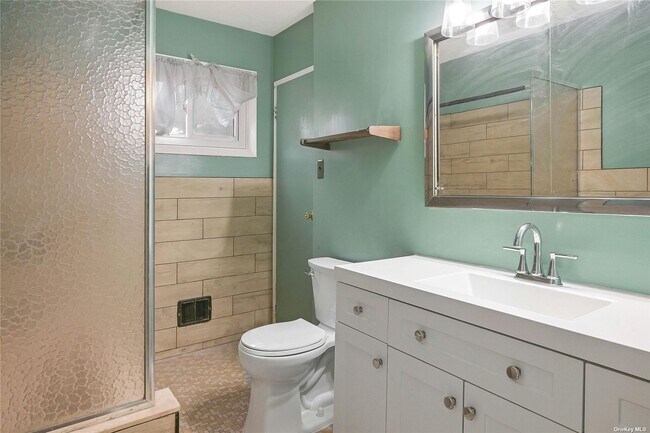 Building Photo - 28 Morewood Dr