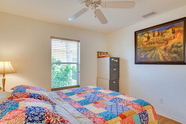 Building Photo - 2130 Rio Nuevo Dr