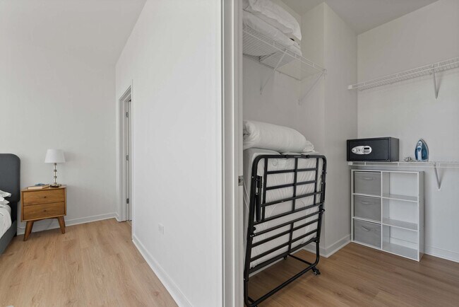 Building Photo - 365 N Halsted St