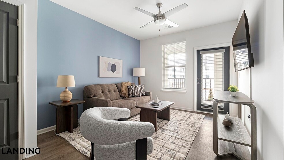 Building Photo - 2800 Milan Ct