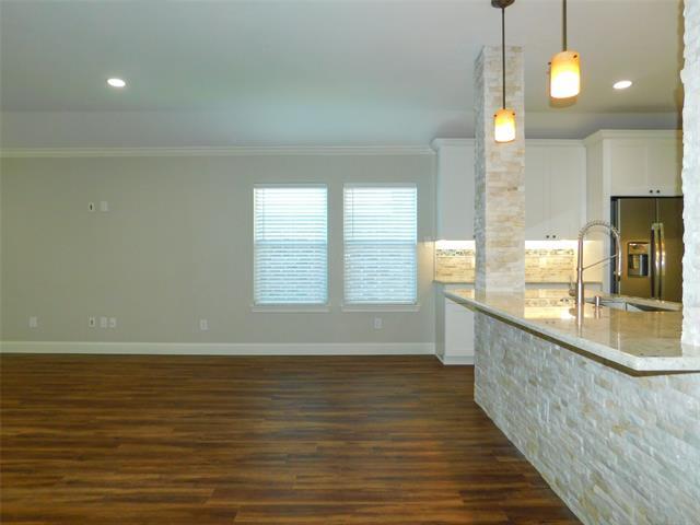 Building Photo - 4605 Dogwood Dr