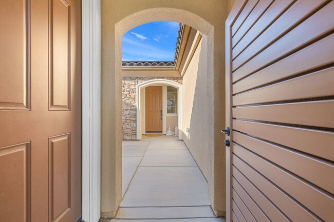 Building Photo - 81890 Via Encinitas