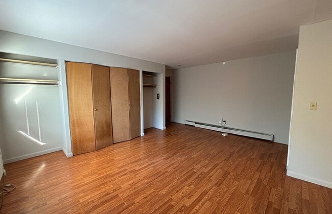 Building Photo - 507 Lowell Ave