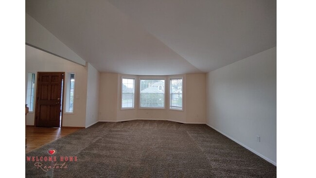 Building Photo - Beautiful open floorplan in amazing Steilacoom!!  All appliances included, large yard!!