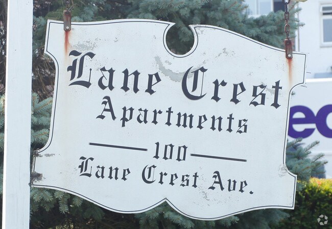 Building Photo - Lane Crest Apartments