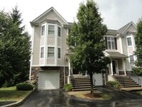 Building Photo - 102 Larson Dr