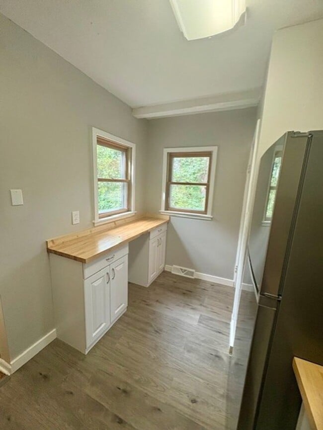 Building Photo - Charming 4-Bedroom Home in the Heart of Wi...