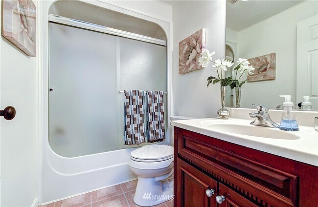 Building Photo - 14319 NE 84th Ct