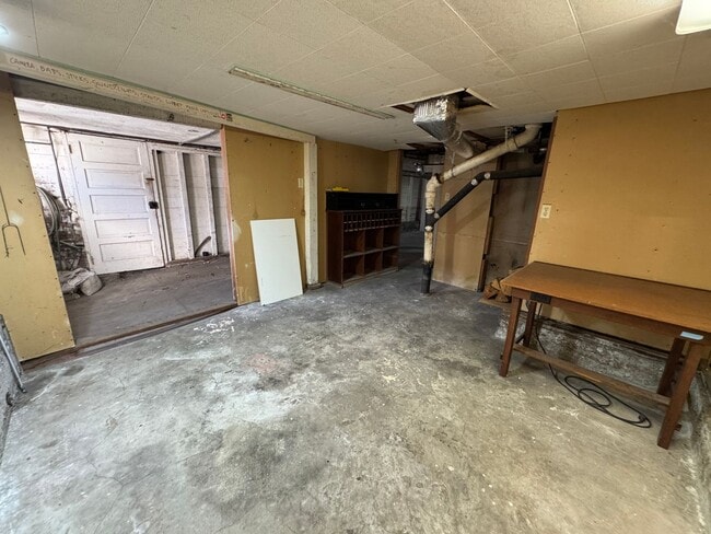 Building Photo - Beautiful Vintage Single-Family Home in San Francisco’s Mid-Richmond District