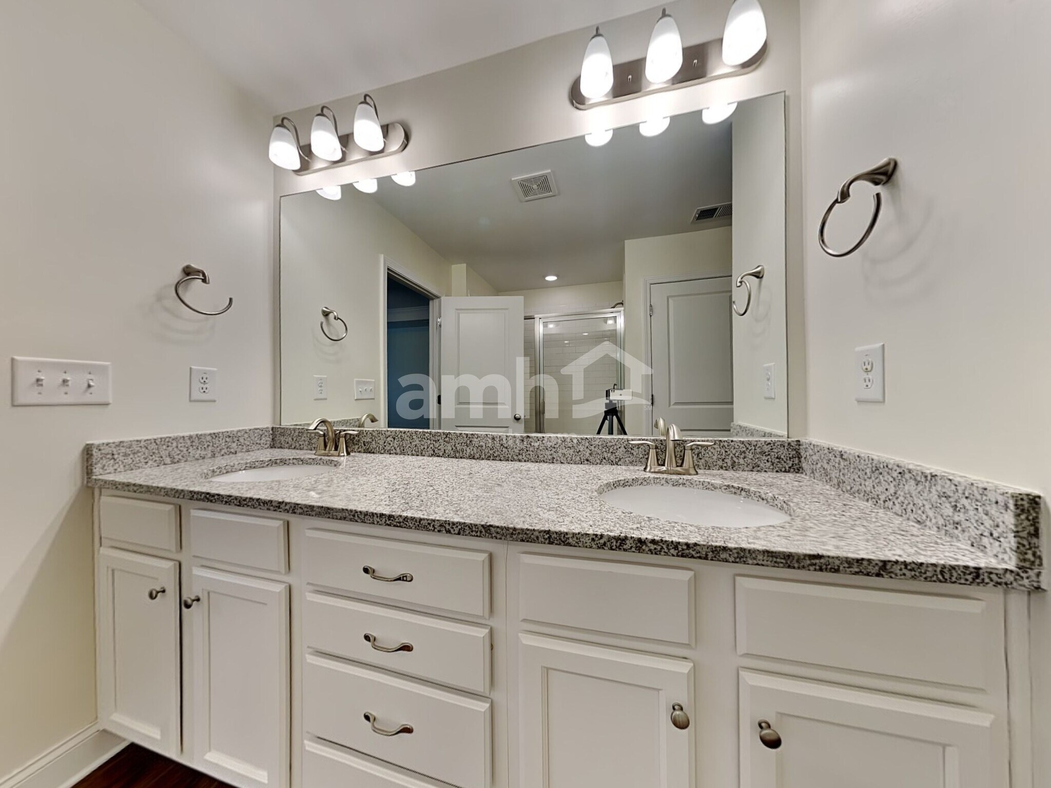 Building Photo - 2484 Napa Valley Dr