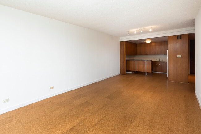 Building Photo - 1333 Jones St